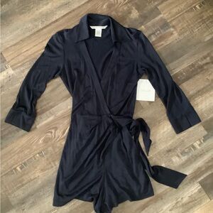 Diane Von Furstenberg long sleeve wrap around dress romper SZ 0 nwt